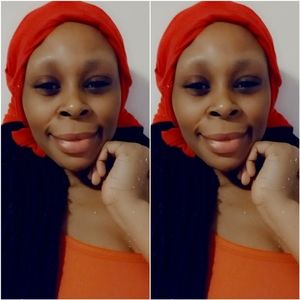 Meet your Posher, Latoya